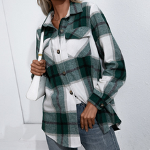 Load image into Gallery viewer, Plaid Loose Casual Shirt Jacket
