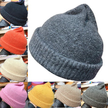 Load image into Gallery viewer, Knitted Woolen Melon Hat
