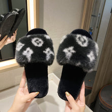 Load image into Gallery viewer, Leopard Plush Slippers
