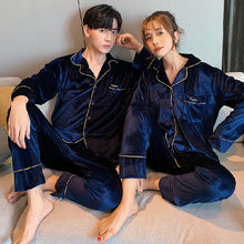 Load image into Gallery viewer, Couples Warm Velveteen Pajamas
