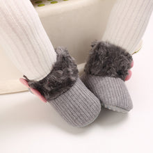 Load image into Gallery viewer, Baby Plush Snow Boots
