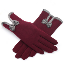 Load image into Gallery viewer, Cashmere Lace Touch Screen Bow Tie Gloves
