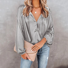 Load image into Gallery viewer, Bellowed Sleeved Satiny Blouse
