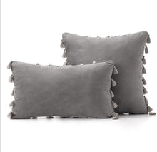 Load image into Gallery viewer, Tassel velvet sofa pillowcase
