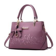 Load image into Gallery viewer, Flower Engraved Handbag
