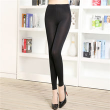 Load image into Gallery viewer, Autumn Brushed Warm Solid Color Leggings
