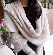 Load image into Gallery viewer, Pullover Wool Shawl
