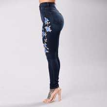 Load image into Gallery viewer, Embroidered Jeans
