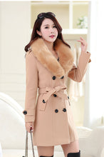 Load image into Gallery viewer, Large fur collar woolen coat
