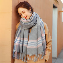 Load image into Gallery viewer, Patterned Long  Woven Scarves
