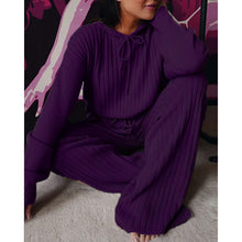 Load image into Gallery viewer, Loose Fitting Warm Knitted Pant Suit
