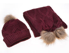 Load image into Gallery viewer, Two PC Scarf &amp; Hat Set
