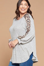 Load image into Gallery viewer, Animal Print Accent Brushed Tunic Top
