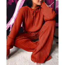 Load image into Gallery viewer, Loose Fitting Warm Knitted Pant Suit
