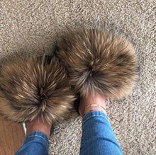 Load image into Gallery viewer, Plush Extra Fluffy Fur Slippers
