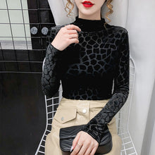 Load image into Gallery viewer, Snake Skin Like Velvet Long Sleeve  Pullover Shirt
