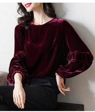 Load image into Gallery viewer, Autunm Long Sleeve Velour Top
